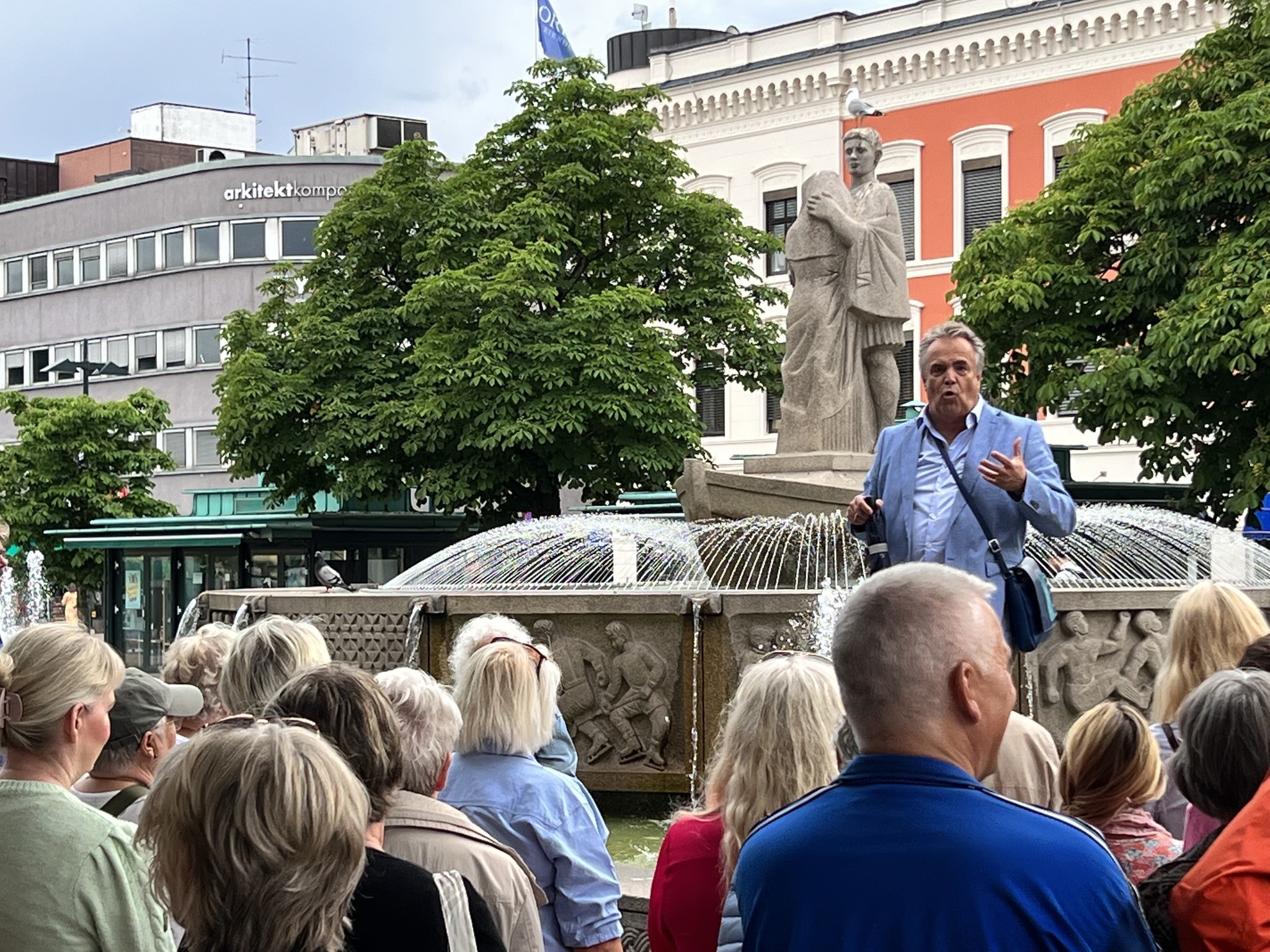 Byvandring m/Odd Myklebust: Fredsvåren i Drammen